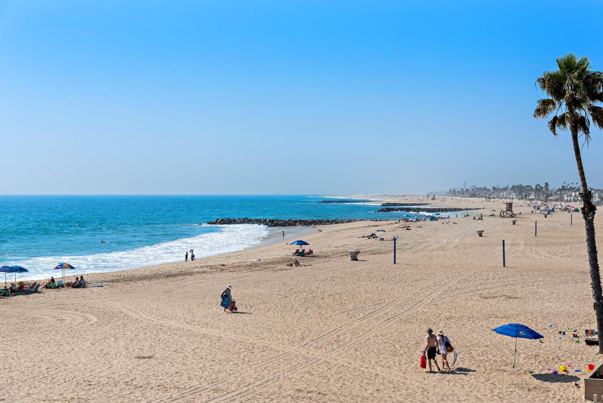 3 Story Oceanfront Home With Jacuzzi In Newport Beach On The Sand! Luaran gambar