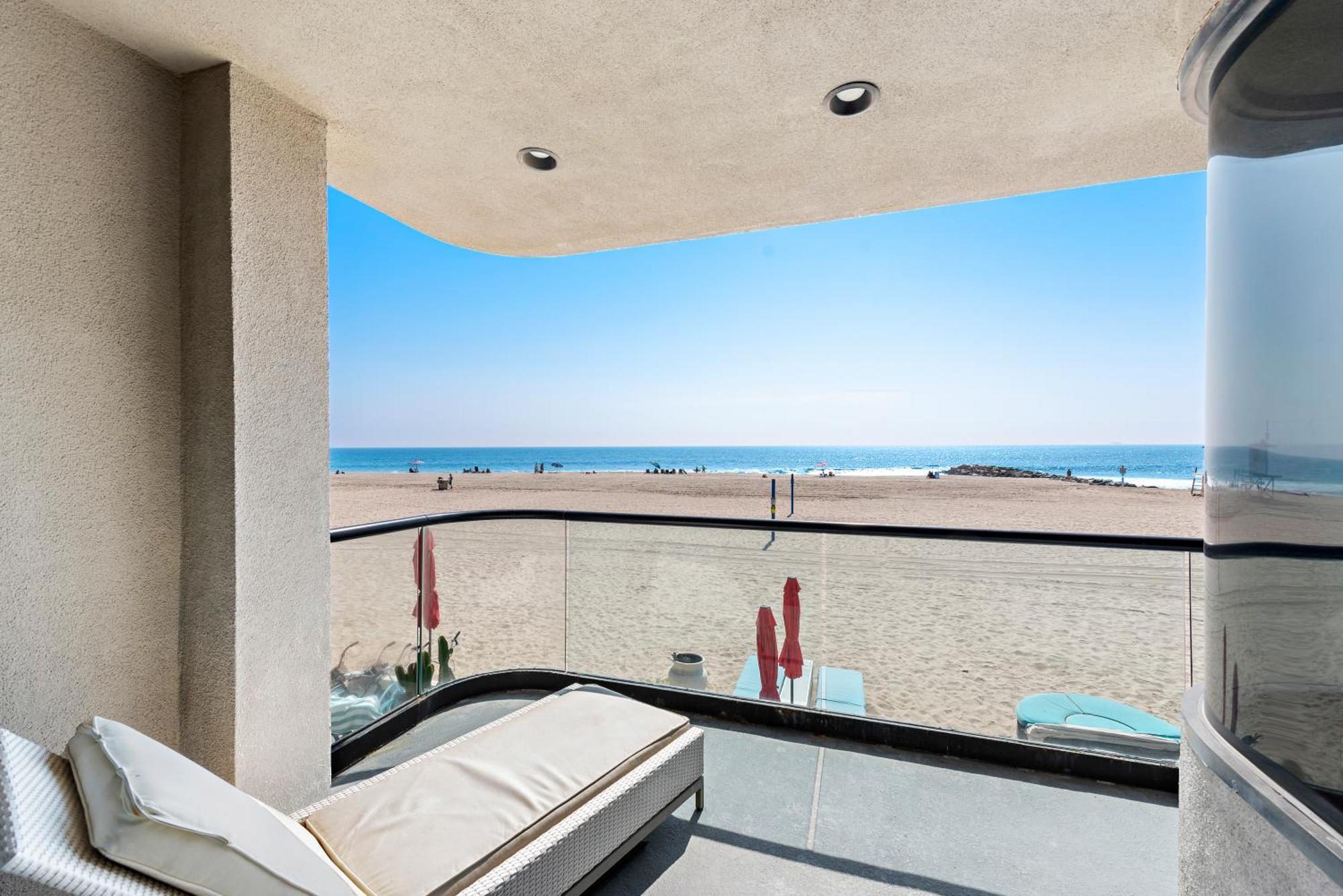 3 Story Oceanfront Home With Jacuzzi In Newport Beach On The Sand! Luaran gambar